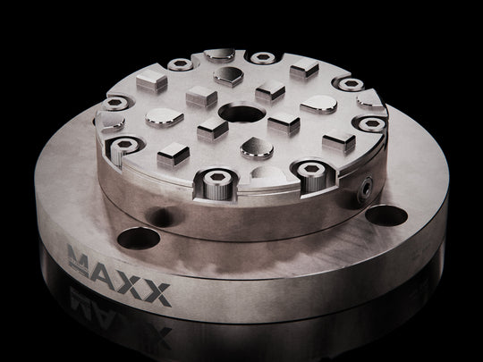 MaxxMagnum 680.24RS Manual Chuck Low Profile Table