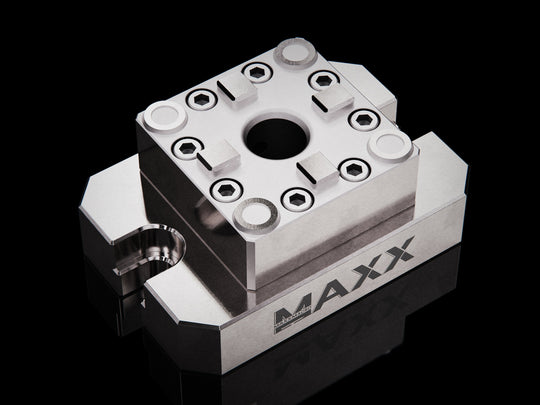 MaxxMacro (System 3R) 70 Low Profile Manual Chuck with Mounting Plate 3