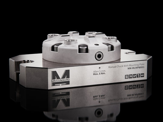 MaxxMacro 70 Low Profile Manual Chuck 600.28-S with Mounting Plate
