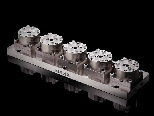 MaxxMacro (System 3R) 70 Multi 5 Pneumatic Chuck 6001030 Precision Rail 1