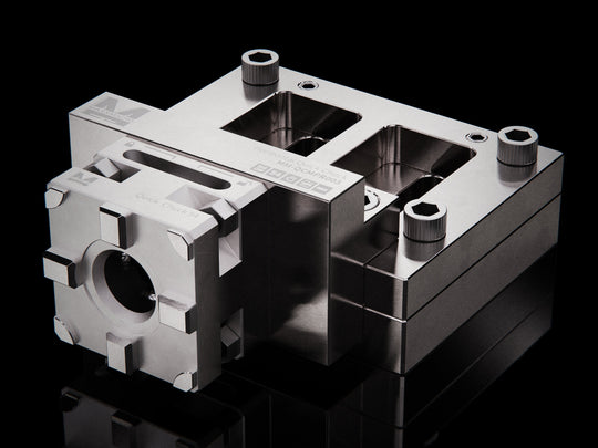 MaxxMacro 54 Manual QuickChuck with Horizontal RSM Mounting Plate EDM Tooling Warehouse