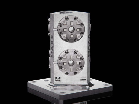 MaxxMacro (System 3R) 3 Sided Tombstone with 6 Manual Low Profile Chuck 2