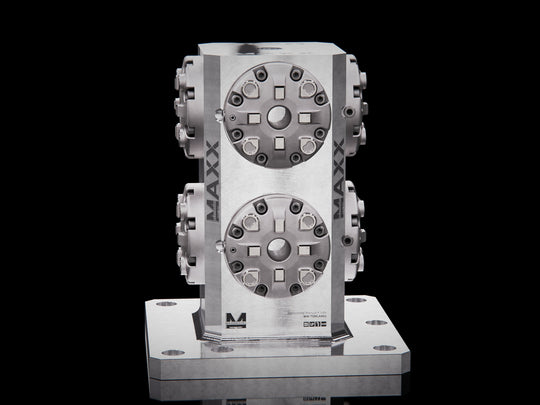 MaxxMacro (System 3R) 4 Sided Tombstone with 8 Manual Low Profile Chuck 2